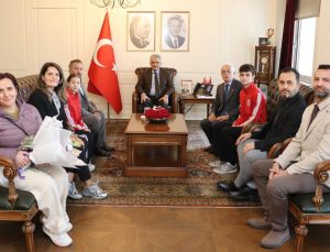 Vali Mehmet Makas Amatör Spor Camiasını Ağırladı