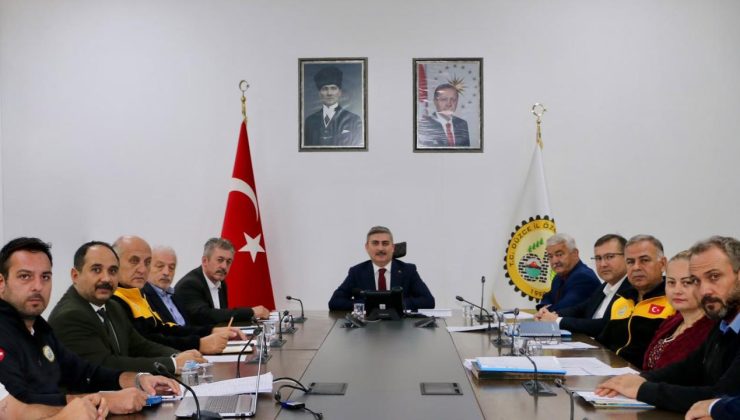Düzce İl Encümeni Toplandı: 10 Gündem Maddesi Görüşüldü