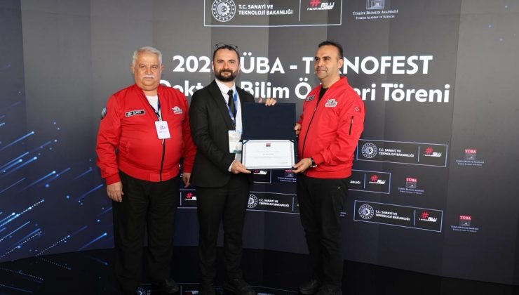 Düzce Üniversitesi’ne TEKNOFEST’te Bilim Ödülü Gururu